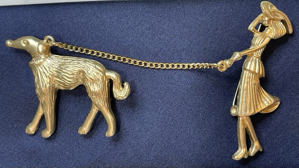 NWOT Lady Walking Dog Brooch Pin Gold Tone Chain Double Brooch Lapel Jacket Coat